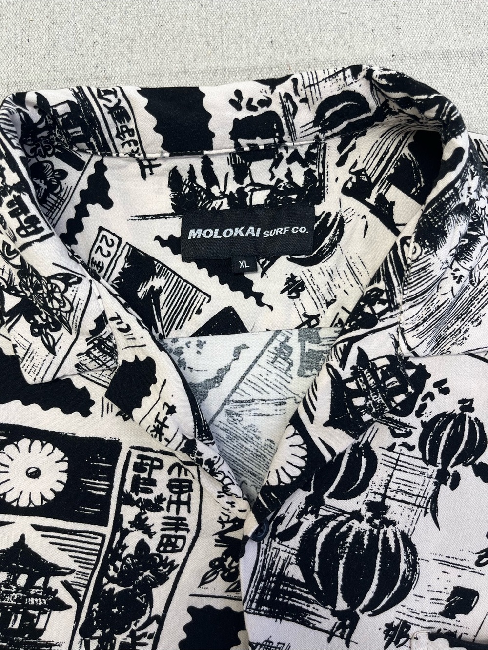 Molokai Surf Co Rayon Hawaiian Camp Shirt XL Black White Tropical Print - Picture 2 of 15